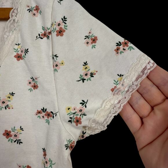 Cut n Paste Womens Babydoll Top Size Medium Cropped Y2K Floral Feminine Delicate - Picture 3 of 6